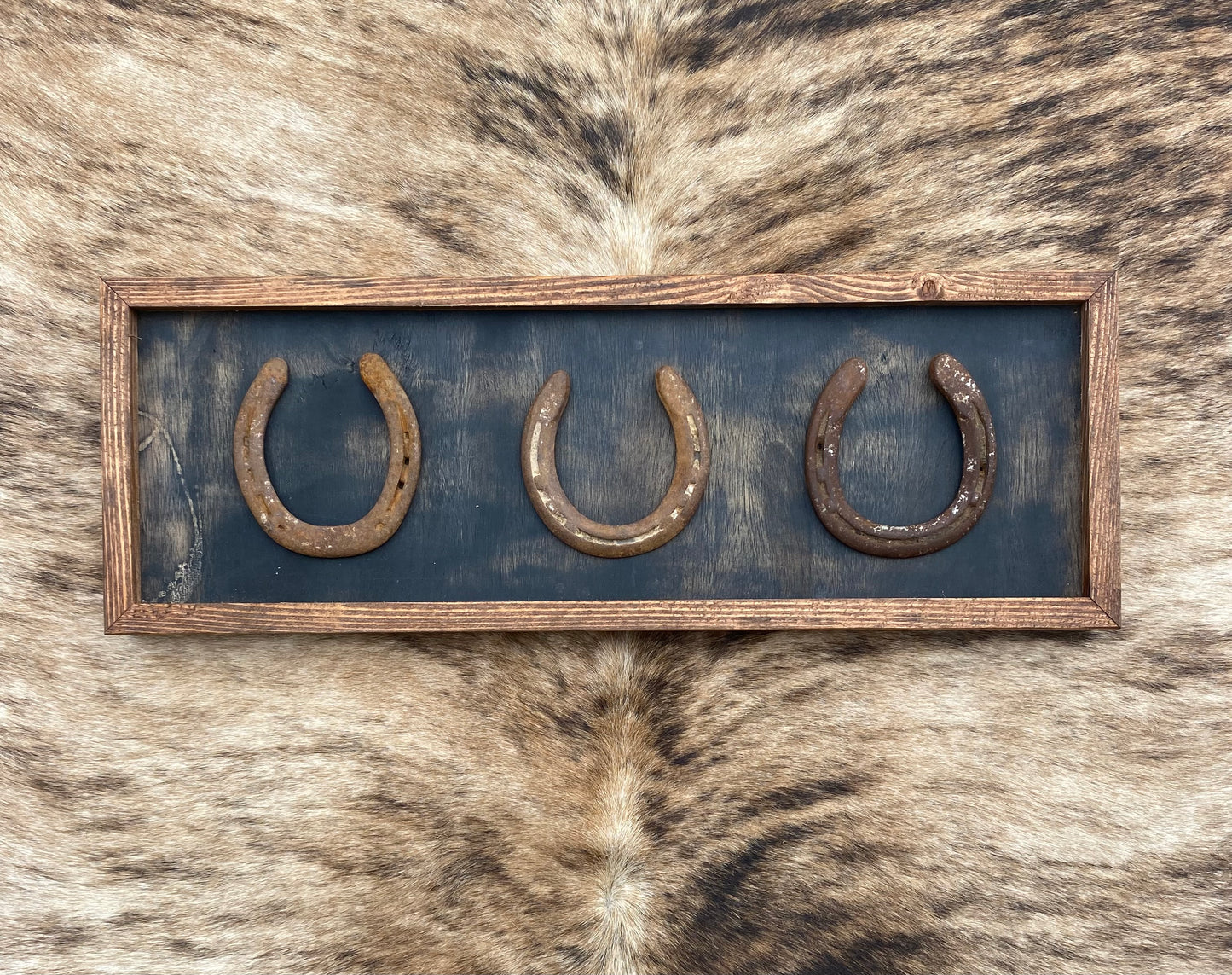 "Three" Lucky Horseshoe Frame- Black Opt. 1