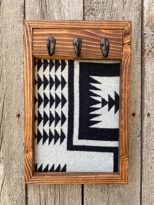 Harding Black & White Jewelry Holder- Opt. 1